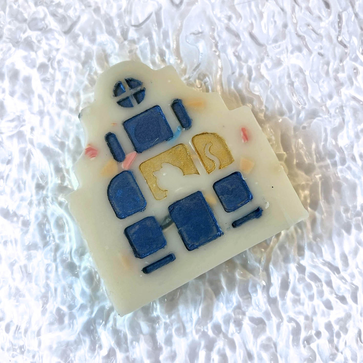 The Dutch House Soap 001